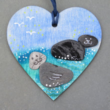 Load image into Gallery viewer, MoonSeals Seal Hearts