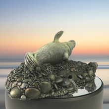 Load image into Gallery viewer, Art - Seal sculpture: Afterglow