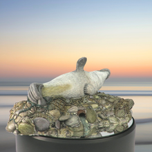 Load image into Gallery viewer, Art - Seal sculpture: Dark Top and Tail Pup