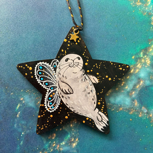 MoonSeals - Seal Star Christmas Decorations
